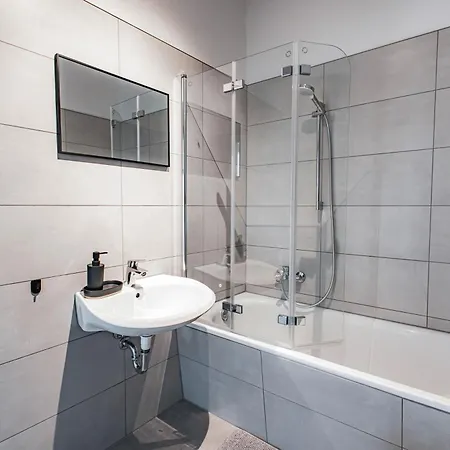 Prime - 2 Zimmer Wohnung Direkt Am Fluss Leipzig Exterior photo