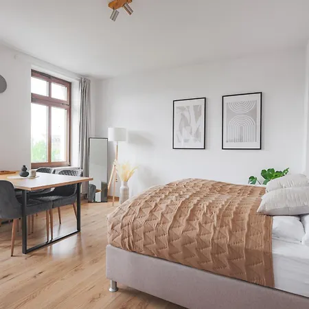 Prime - 2 Zimmer Wohnung Direkt Am Fluss Leipzig Exterior photo